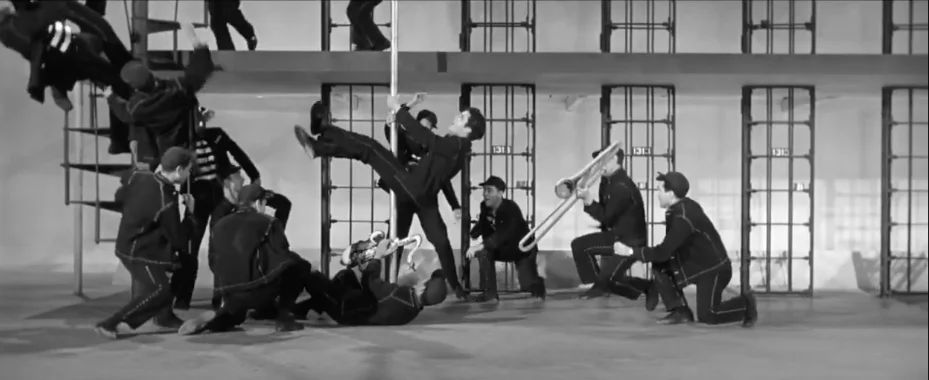 История Pole dance - Китайские шестовые акробаты